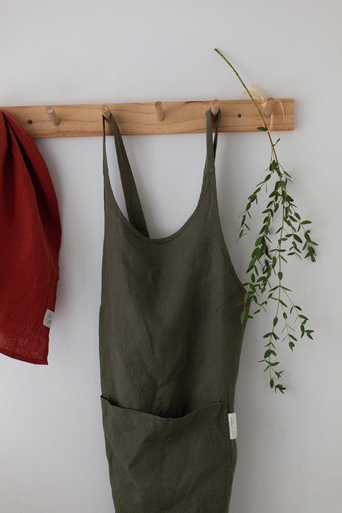 Linen Apron - Forest green Confetti Mill