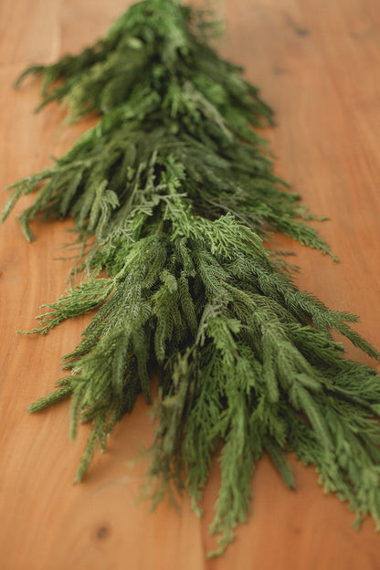 Lux Mixed Christmas Garland Eucalypt Co.