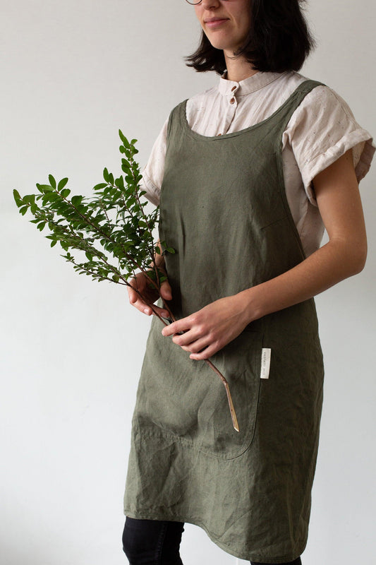 Linen Apron - Forest green Confetti Mill