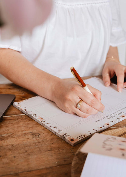 Petals - Weekly Planner Mimi & August